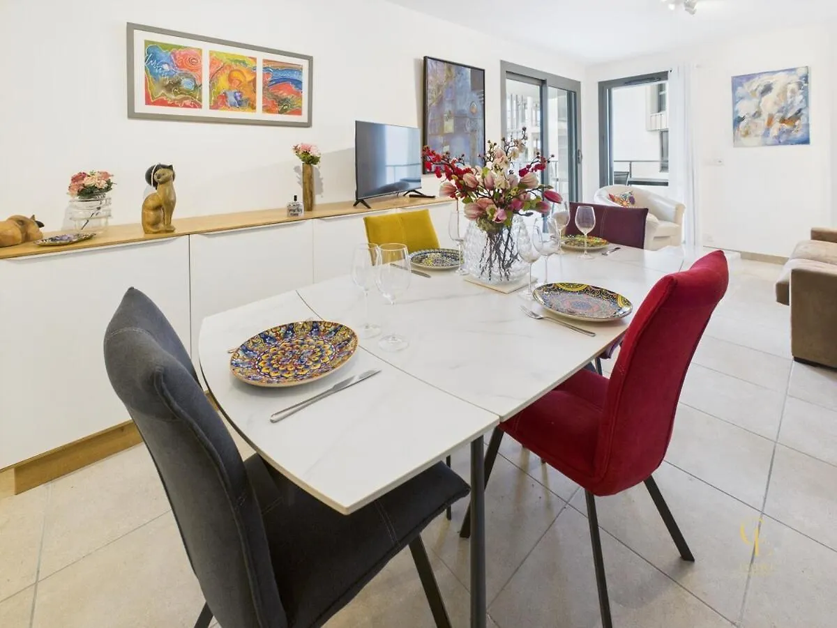 Chez Pam - Appartement De Standing, Vue Leman إفيان ليه با إفيان ليه با