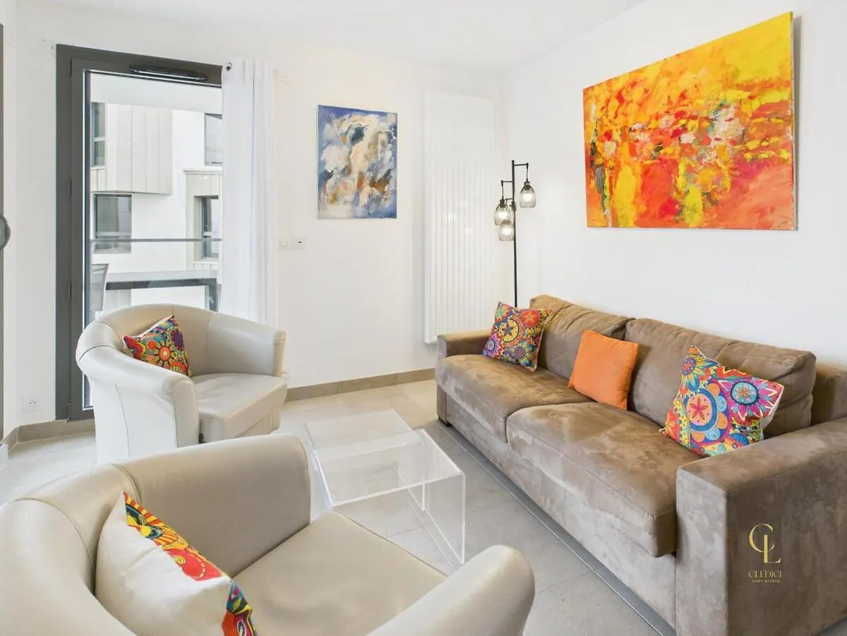 Chez Pam - Appartement De Standing, Vue Leman إفيان ليه با 0*, إفيان ليه با